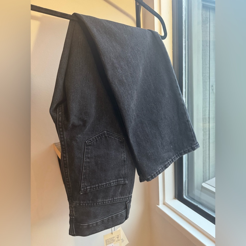 Woman’s Wide Leg High Waist Black Jeans